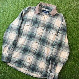 Abercrombie and Fitch Oversized 90's green and white plaid spring flannel Small